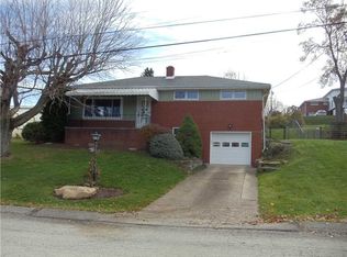 525 Hickory Dr, Greensburg, PA 15601