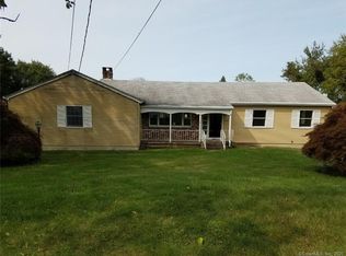 3 Marlin Dr, Waterford, CT 06385