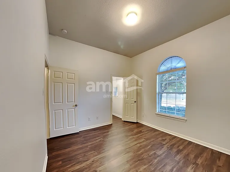 6213 Richmond Dr — Photo 19