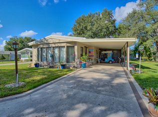 614 Hickory Hl, Lady Lake, FL 32159
