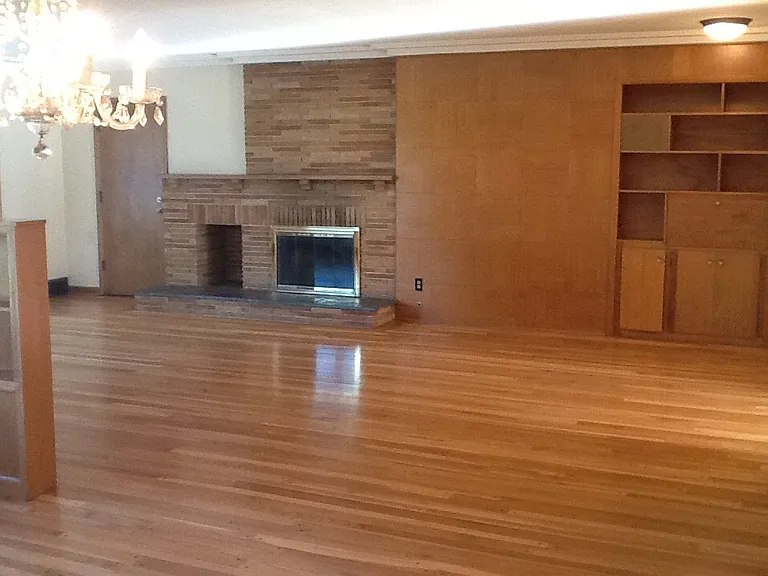 3417 N Columbia Cir — Photo 7