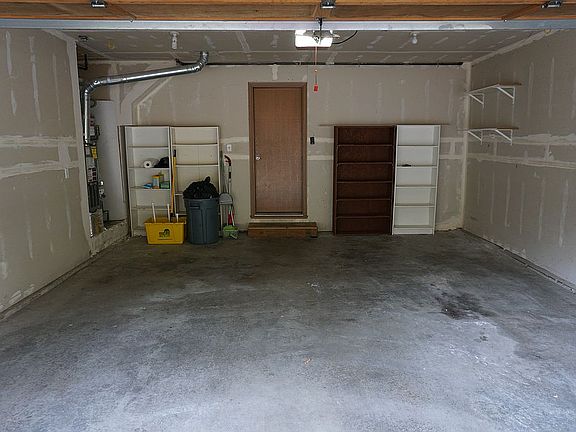 2 Car Garage