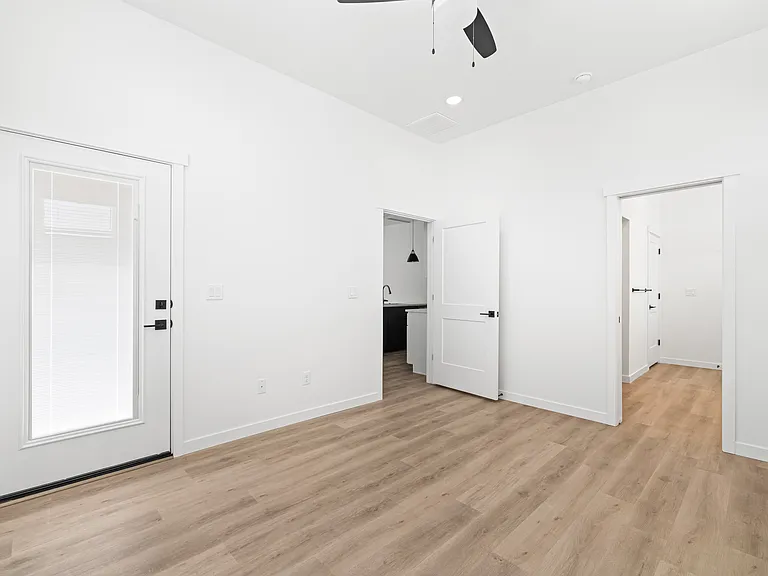 4203 Saylor Ln #63 — Photo 4