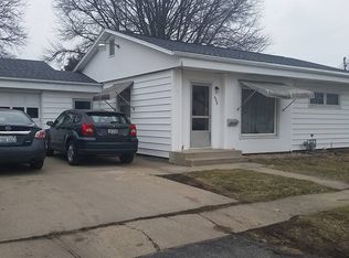 620 E 4th Ave, Monmouth, IL 61462