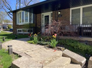 489 Crestwood Dr, Oshawa, ON L1G2R4