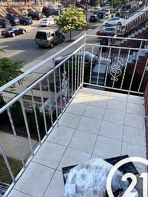 Rented by Century 21 Unique Realty | media 11