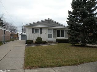 32143 Linderman Ave, Warren, MI 48093