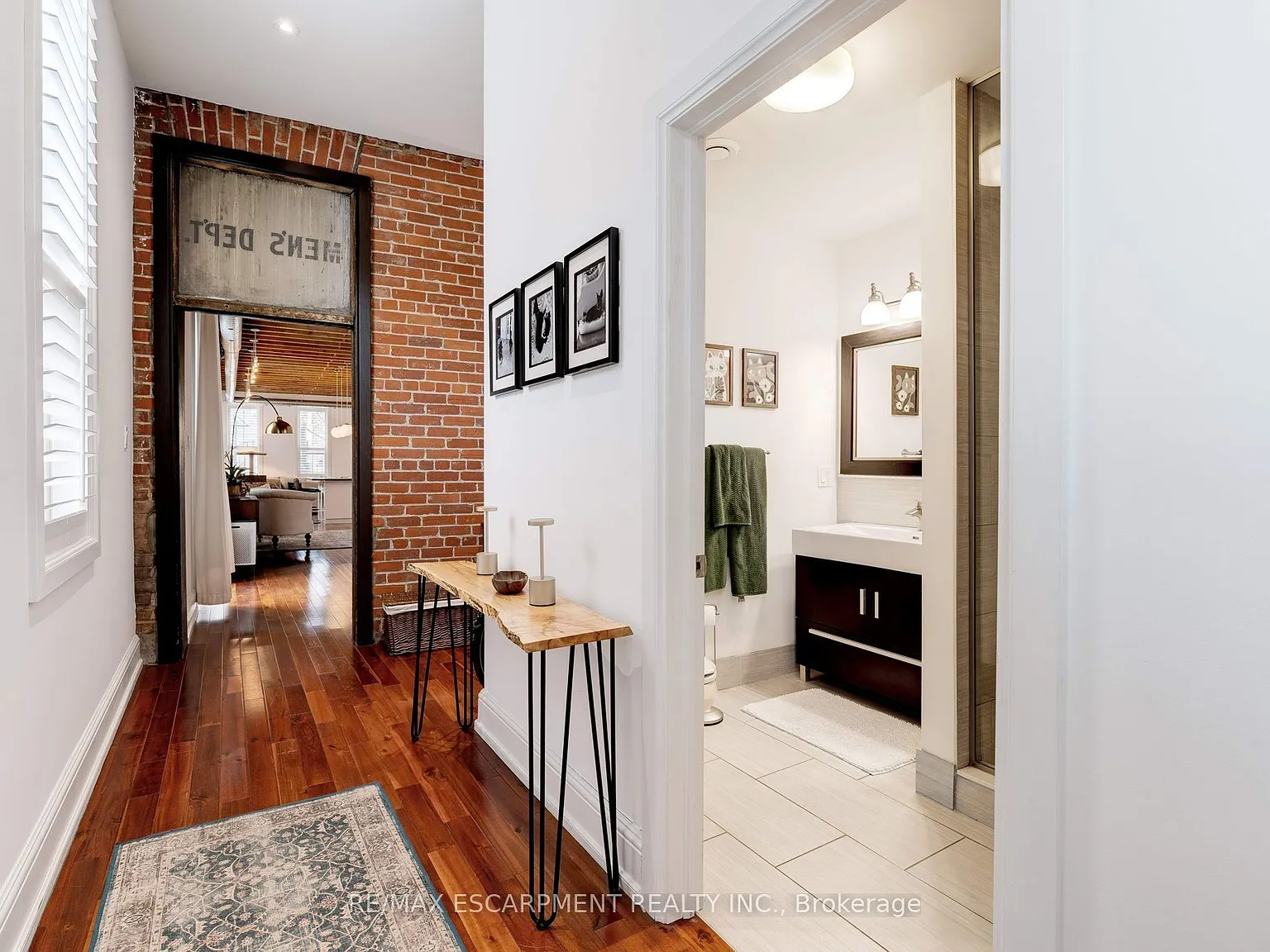 3 bed, $3,200 — Photo 4