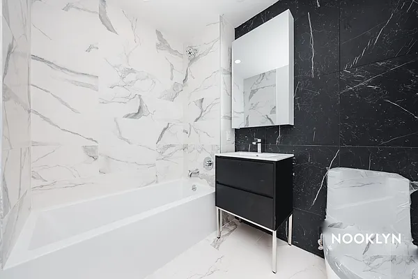 Rented by Nooklyn NYC LLC | media 44