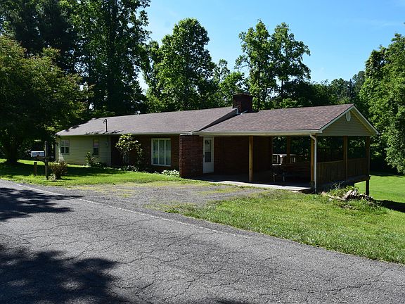 2nd image of 812 Conner Grove Rd SW