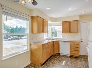 9277 SE Morrison St, Portland, OR