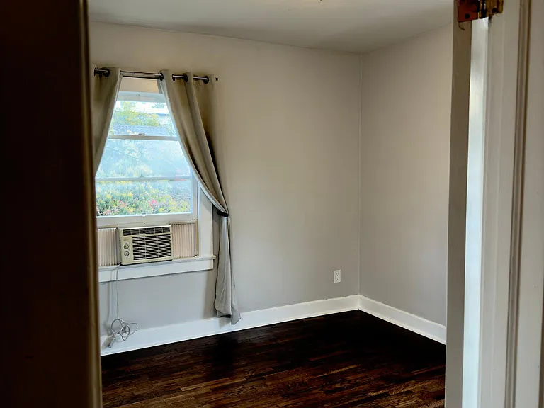 Bedroom entrance