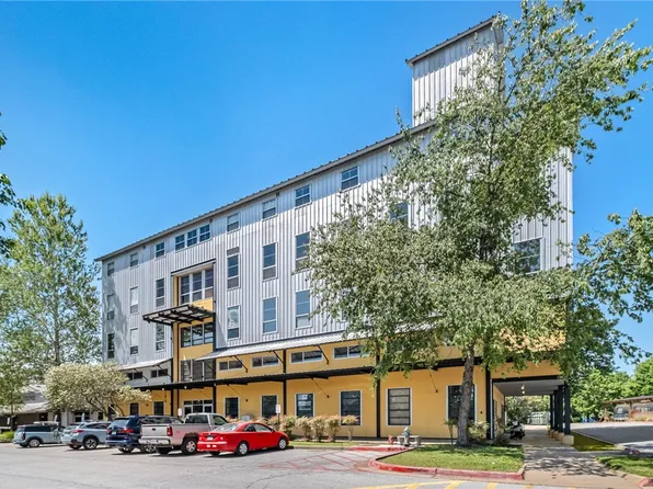 525 S School Ave #450, Fayetteville, AR 72701