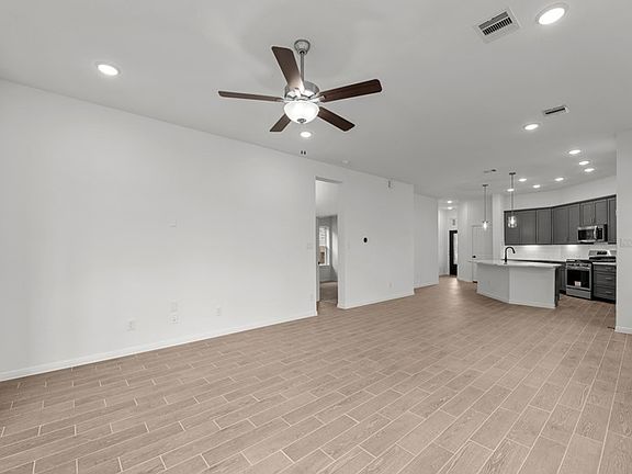 The Arlene - Family Room