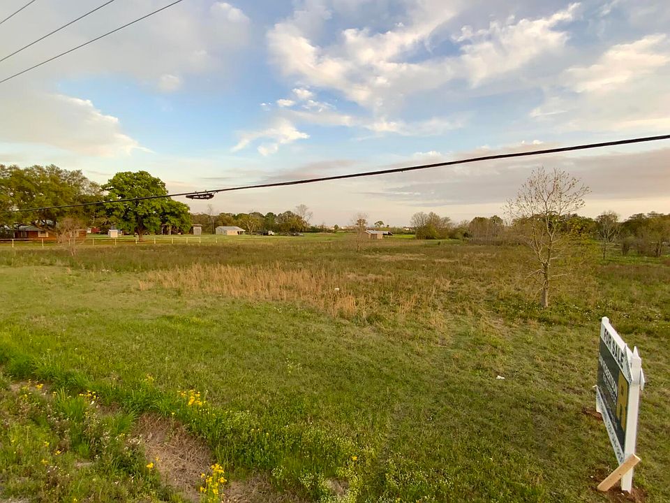 2nd image of Maurice Rd