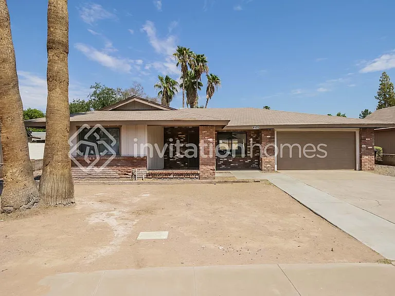 1254 E Indigo St — Photo 1