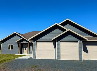 2158 Fighting Sioux Loop NW, Baudette, MN 56623