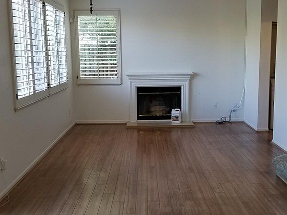 3rd image of 2218 Willow Ave