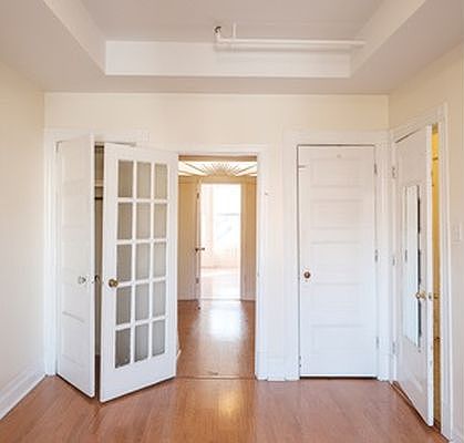 4th image of 811 Lincoln Pl #2A