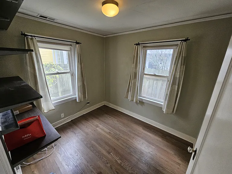 735 S Homer St — Photo 9
