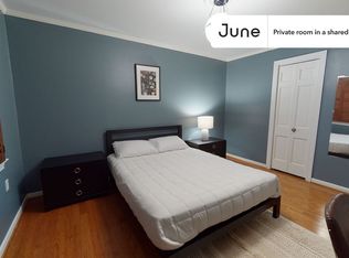 600 7th St SW #1A, Washington, DC 20024