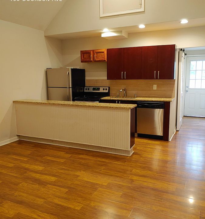 1st image of 463 Bourbon Ave