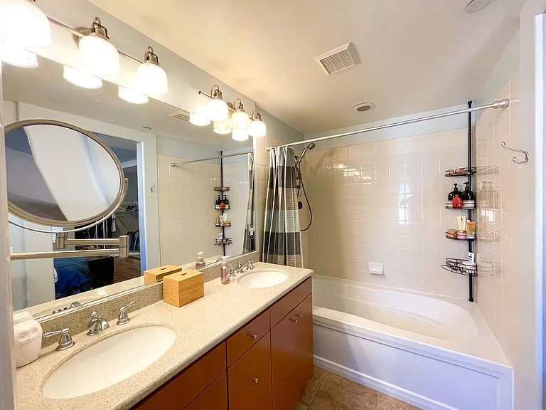 710 S San Fernando Blvd #101 — Photo 13
