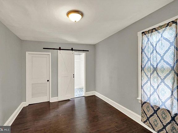 5th image of 1820 Portland Ave