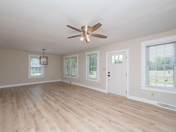 3rd image of 117 Taylors Rd