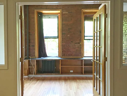 Rented by Adir Realty | media 36