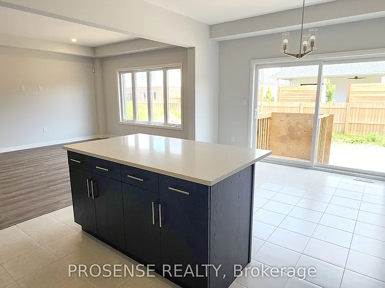 15 Samuel Ave — Photo 5