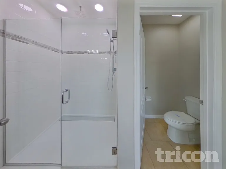 4784 Marcos Cir — Photo 9