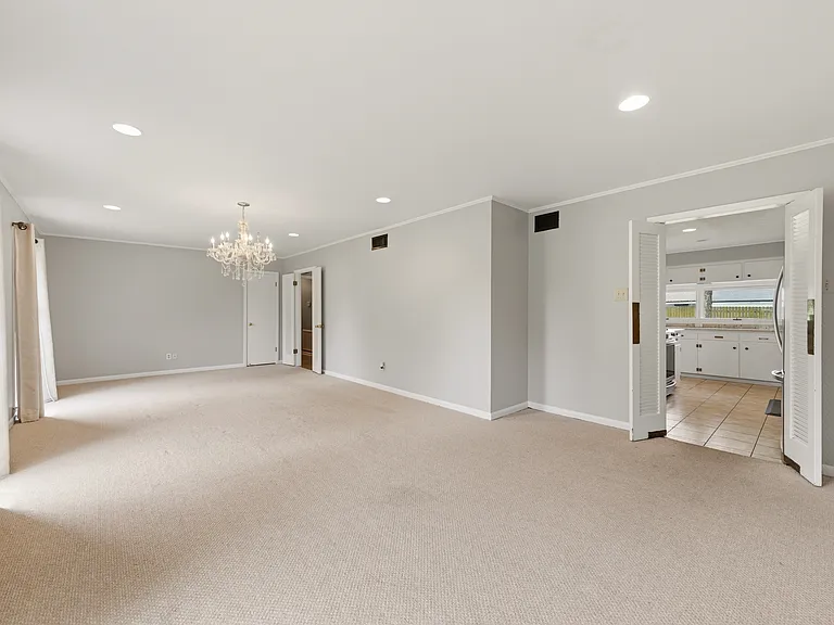 308 Brentwood Blvd — Photo 26