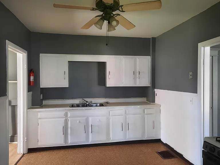 203 Wilson St — Photo 7