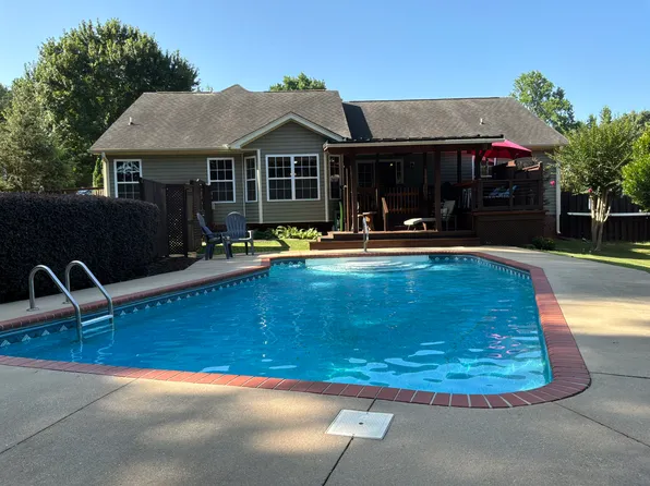 149 Fagans Creek Dr, Inman, SC 29349