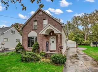373 E Stenzil St, North Tonawanda, NY 14120