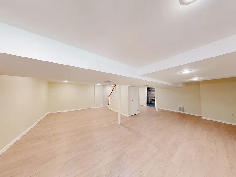 2518 Harmon Rd — Photo 17