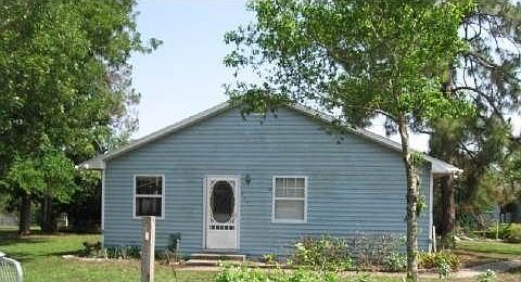 1st image of 252 E Washingtonia St