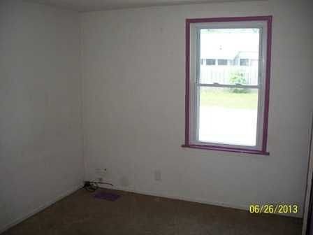 5th image of 1111 Kinyon St