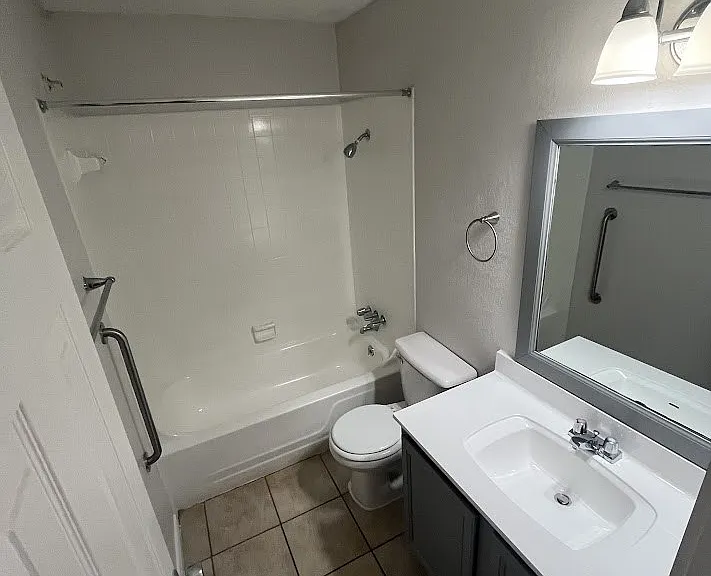 Le Montreaux Apartments — Photo 133