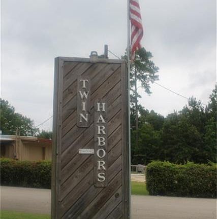 3rd image of 125 Wildwood Hbr
