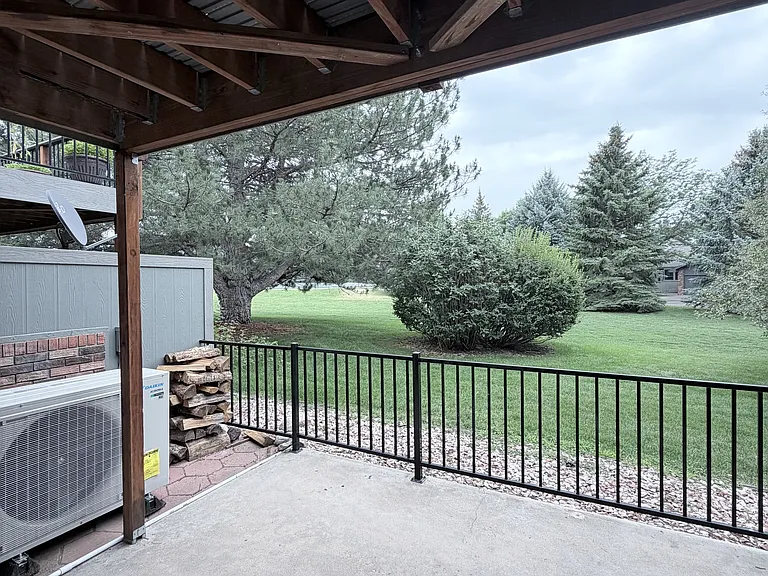 1404 Adriel Dr #1 — Photo 15