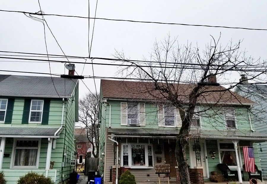 1st image of 1389 Stewart St