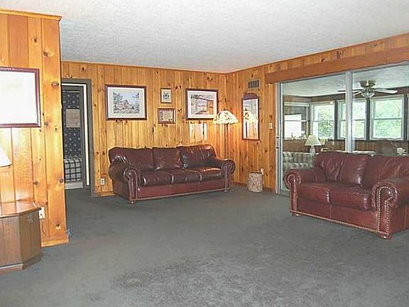 2nd image of 2236 Wyland Ave