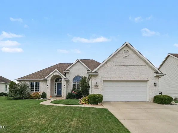 5711 Maple Creek Blvd, Sylvania, OH 43560