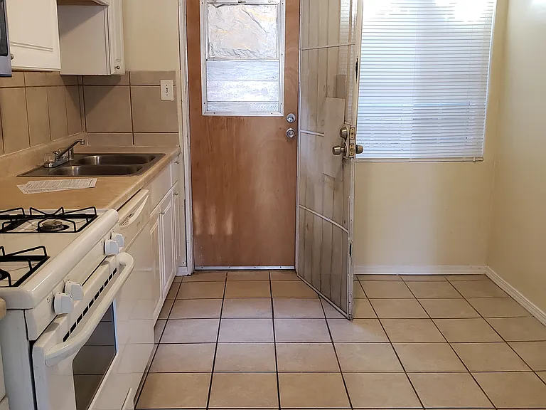 5231 Rex Ave #5231 — Photo 16