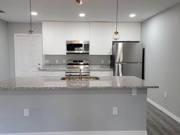 788 W Glenhaven Dr — Photo 6