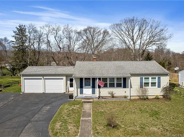 38 Sunnieside Drive, East Lyme, CT 06357