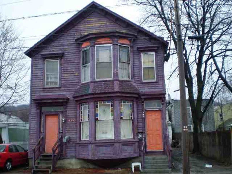1st image of 490 E Park Pl