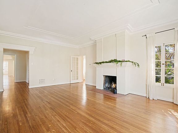 2nd image of 1200-1202 S La Jolla Avenue 2345sqft #3B-2BA